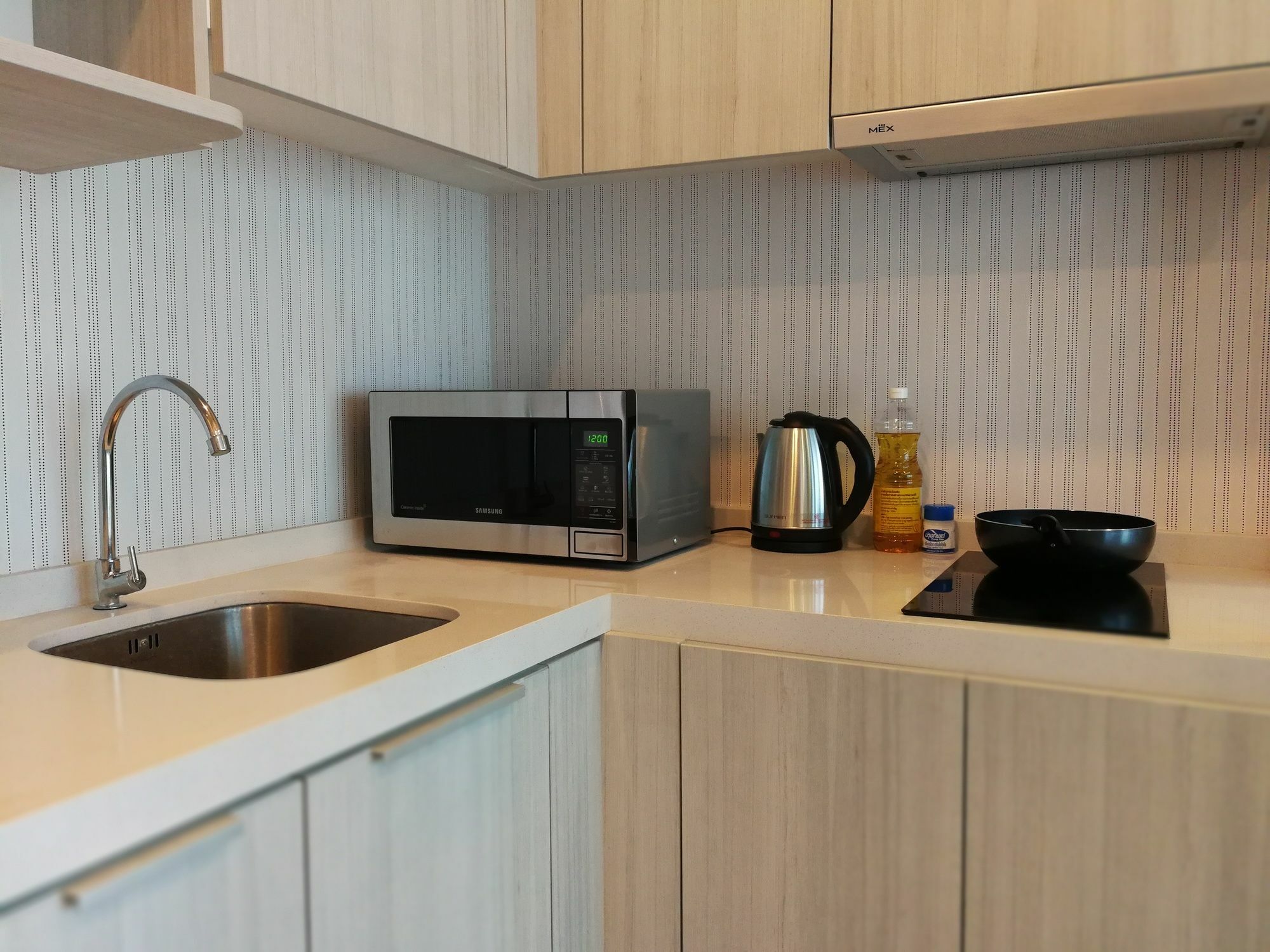The Prio Condo By Loto Chiang Mai Luaran gambar